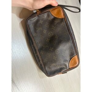 Louis Vuitton Monogram Canvas Cosmetic Pouch Clutch Wristlet Bag
